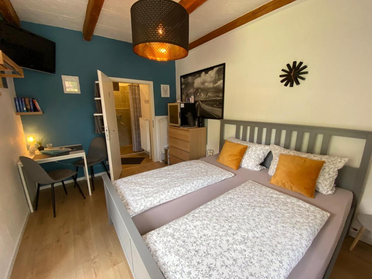 Kleines Doppelzimmer Mit Eigenem Bad Und Kuehlschrank, Frisch Saniert 腓特烈斯科格 外观 照片